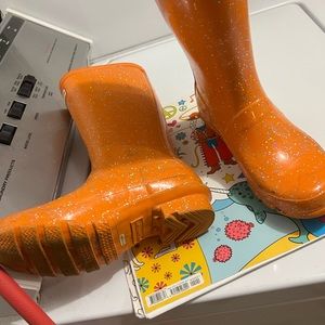 Hunter boots girls size 3 Orange worn a handful of times
